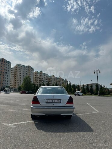 Mercedes C 220 d 1997, 628,000 km - 2.2 l - Sumqayıt