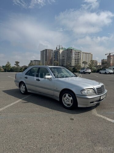 Mercedes C 220 d 1997, 628,000 km - 2.2 l - Sumqayıt