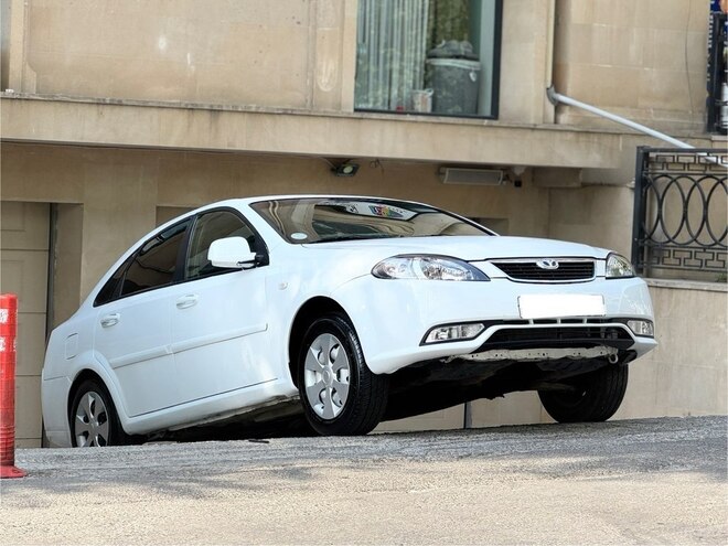 Daewoo Gentra 2014, 299,000 km - 1.5 l - Bakı