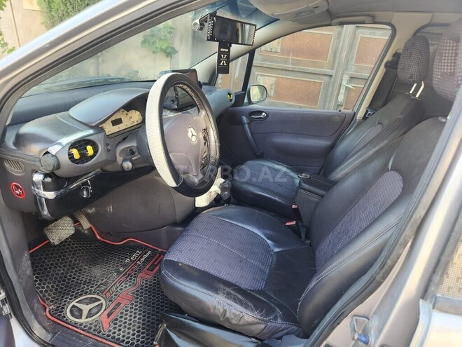 Mercedes A 190 2000, 280,000 km - 1.9 l - Bakı