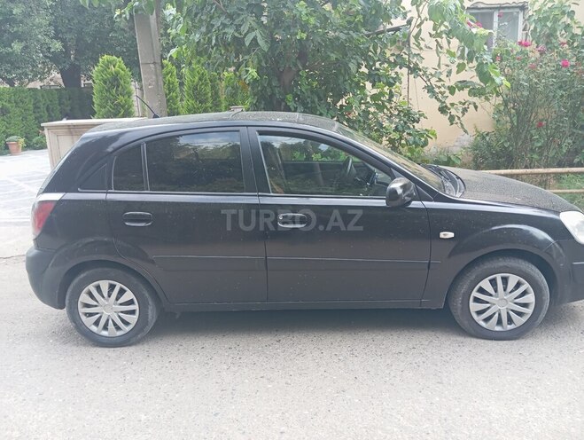 Kia Rio 2006, 338,000 km - 1.5 l - Biləsuvar