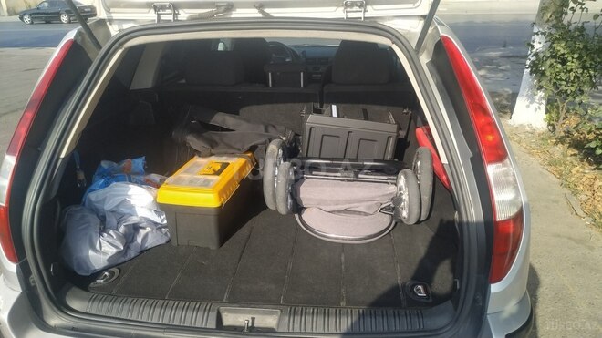 Ford Mondeo 2004, 260,000 km - 2.0 l - Bakı