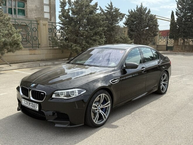 BMW M5 2013, 60,000 km - 4.4 л - Bakı
