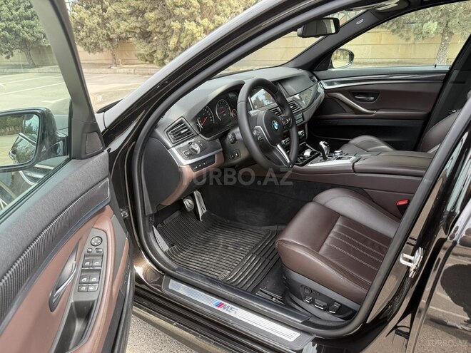 BMW M5 2013, 60,000 km - 4.4 л - Bakı