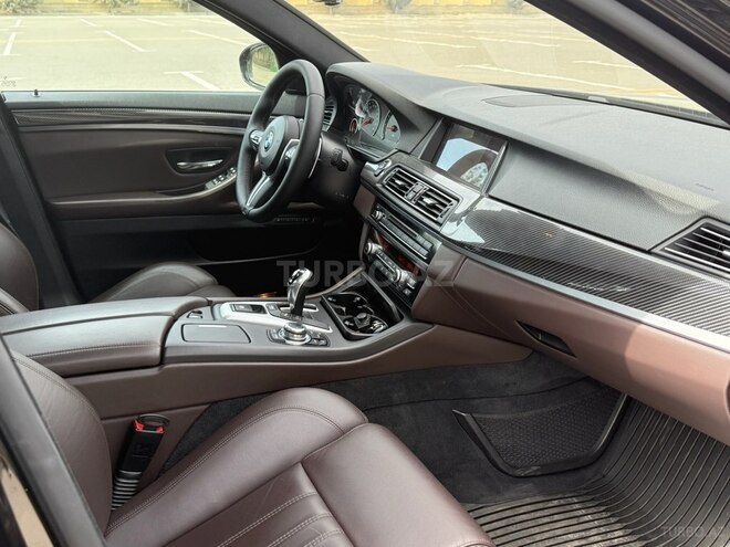BMW M5 2013, 60,000 km - 4.4 л - Bakı