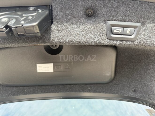 BMW M5 2013, 60,000 km - 4.4 л - Bakı
