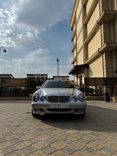Mercedes E 270 2000, 341,000 km - 2.7 l - İmişli