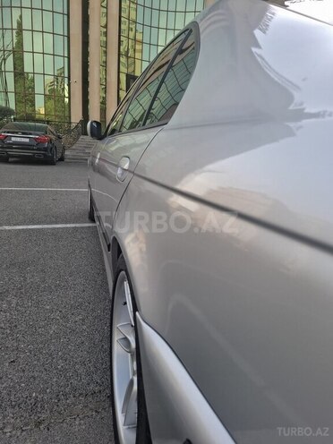 BMW 525 2003, 350,000 km - 2.5 l - Bakı