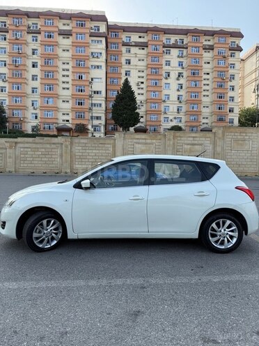 Nissan Tiida 2013, 147,000 km - 1.6 л - Bakı