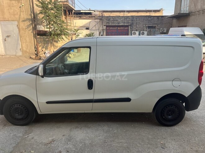 Fiat Doblo 2011, 113,337 km - 1.4 l - Bakı