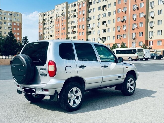 Chevrolet Niva 2008, 300,000 km - 1.7 л - Bakı