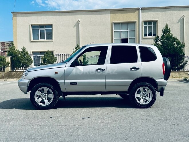 Chevrolet Niva 2008, 300,000 km - 1.7 л - Bakı