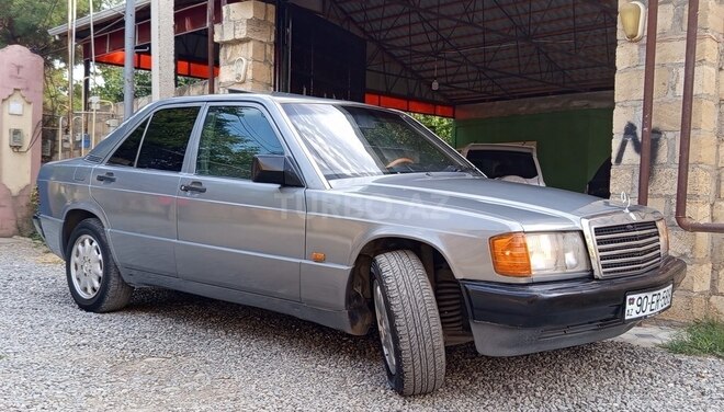 Mercedes 190 1990, 245,000 km - 2.0 l - Bərdə