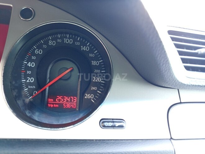 Volkswagen Passat 2008, 253,475 km - 1.8 l - Bakı