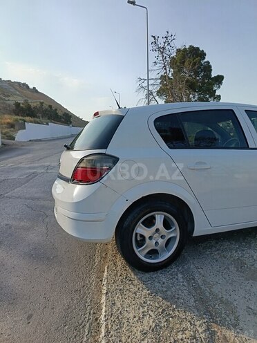 Opel Astra 2009, 381,545 km - 1.4 l - Bakı