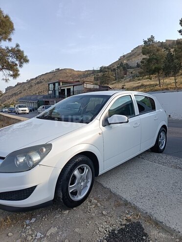 Opel Astra 2009, 381,545 km - 1.4 l - Bakı