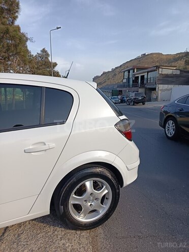 Opel Astra 2009, 381,545 km - 1.4 l - Bakı