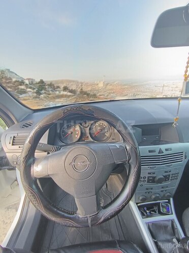 Opel Astra 2009, 381,545 km - 1.4 l - Bakı