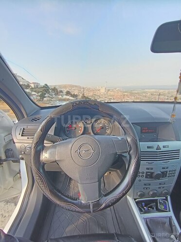 Opel Astra 2009, 381,545 km - 1.4 l - Bakı