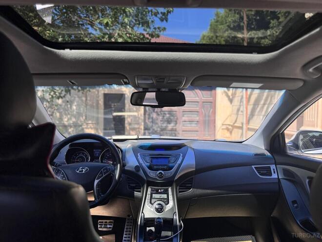 Hyundai Elantra 2013, 228,000 km - 1.8 l - Bakı
