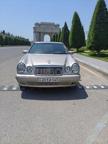 Mercedes E 240 1998, 294,582 km - 2.4 l - Gəncə