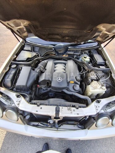 Mercedes E 240 1998, 294,582 km - 2.4 l - Gəncə