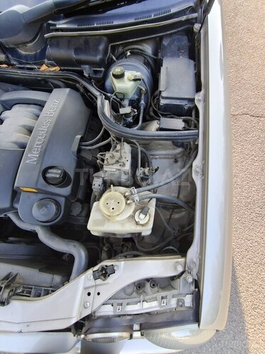 Mercedes E 240 1998, 294,582 km - 2.4 l - Gəncə