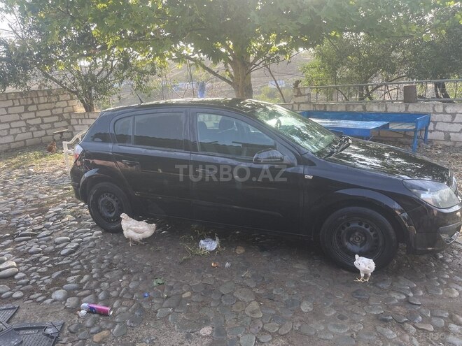 Opel Astra 2006, 281,600 km - 1.4 l - Qazax