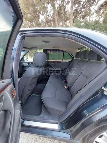 Mercedes E 240 2000, 358,000 km - 2.6 l - Şirvan