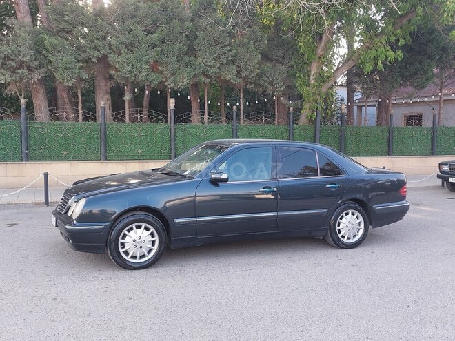 Mercedes E 240 2000, 358,000 km - 2.6 l - Şirvan