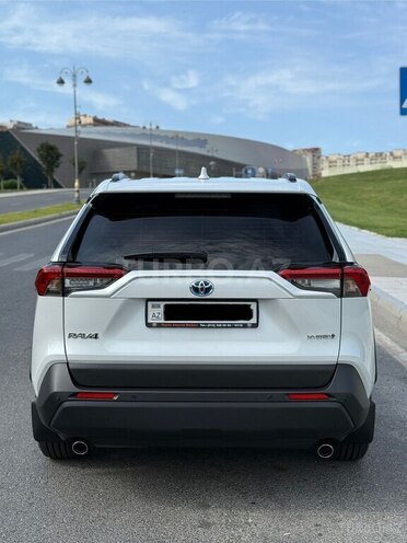 Toyota RAV4 2024, 10,000 km - 2.5 l - Bakı