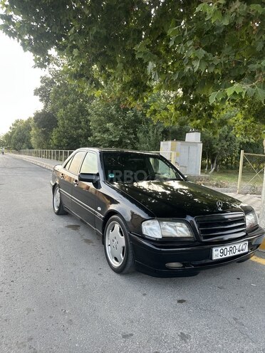 Mercedes C 240 1999, 430,000 km - 2.4 л - Naxçıvan