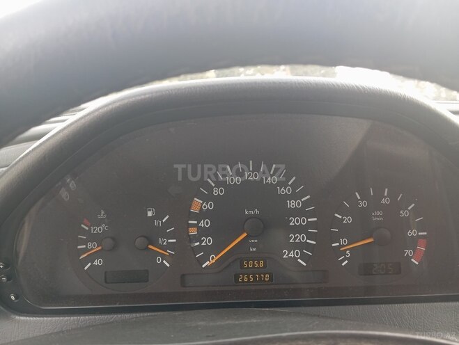 Mercedes C 180 1995, 265,770 km - 1.8 l - Sumqayıt