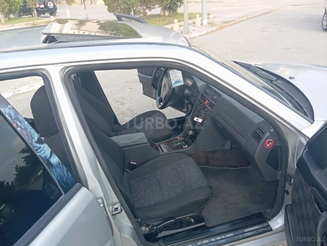 Mercedes C 180 1995, 265,770 km - 1.8 l - Sumqayıt