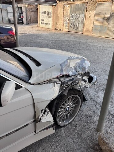 BMW 740 2000, 85,000 km - 4.4 l - Bakı
