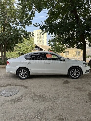 Volkswagen Passat 2011, 210,000 km - 2.5 l - Gəncə