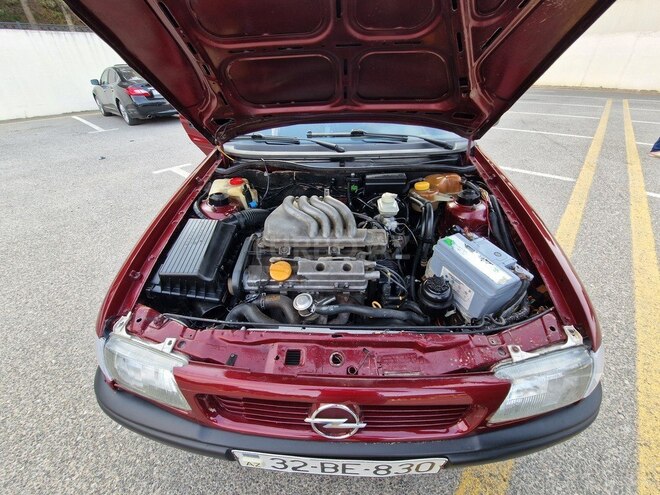 Opel Astra 1996, 258,703 km - 1.6 l - Sumqayıt