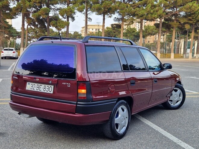 Opel Astra 1996, 258,703 km - 1.6 l - Sumqayıt