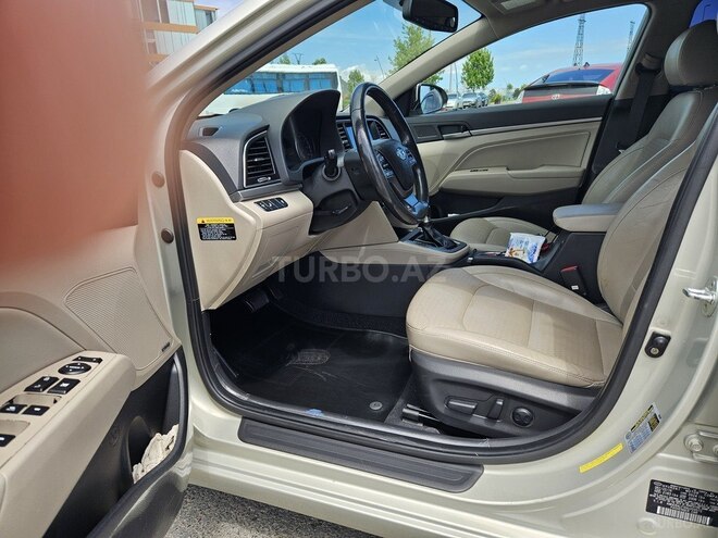 Hyundai Elantra 2016, 177,000 km - 2.0 l - Bakı