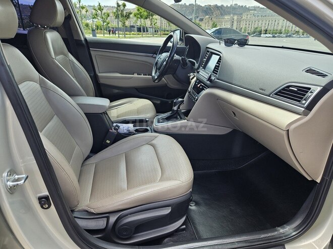 Hyundai Elantra 2016, 177,000 km - 2.0 l - Bakı
