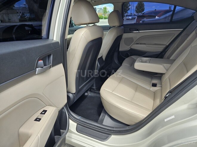 Hyundai Elantra 2016, 177,000 km - 2.0 l - Bakı