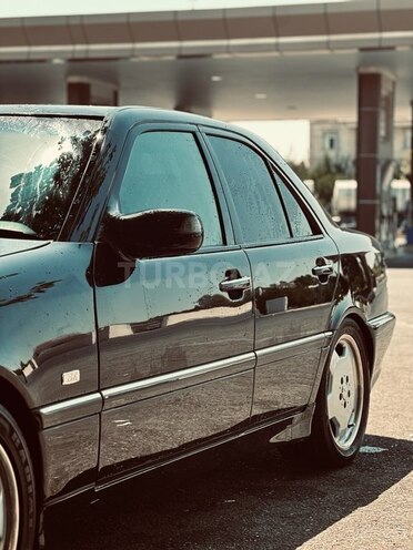 Mercedes C 240 1998, 270,000 km - 2.4 l - Naxçıvan