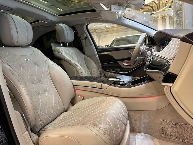 Mercedes S 560 4MATIC 2018, 88,000 km - 4.0 l - Bakı