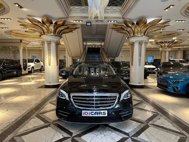 Mercedes S 560 4MATIC 2018, 88,000 km - 4.0 l - Bakı