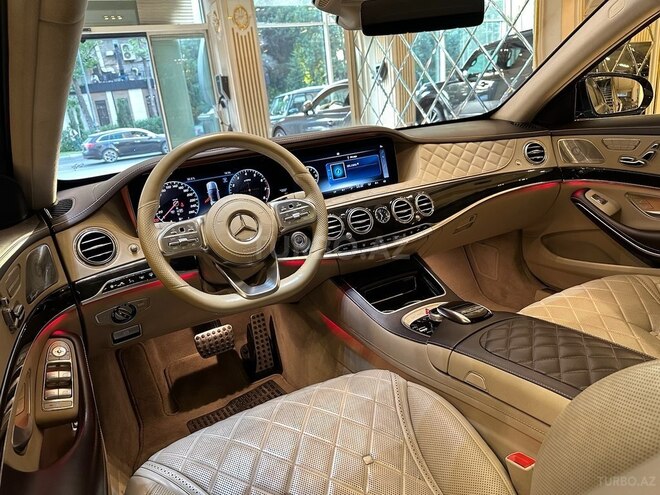 Mercedes S 560 4MATIC 2018, 88,000 km - 4.0 l - Bakı