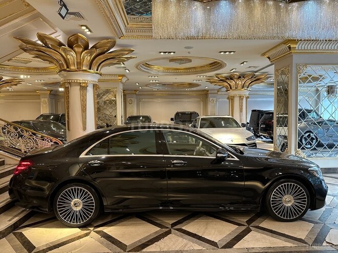 Mercedes S 560 4MATIC 2018, 88,000 km - 4.0 l - Bakı