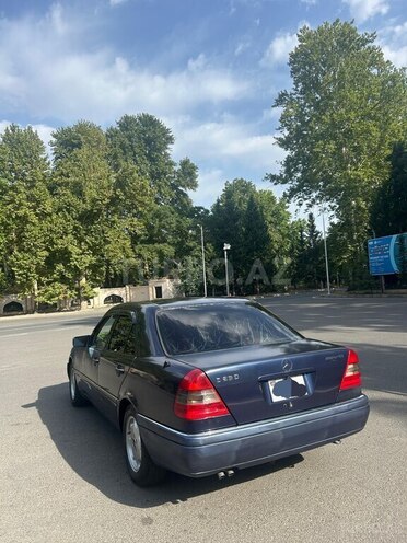 Mercedes C 230 1996, 245,140 km - 2.3 l - Mingəçevir