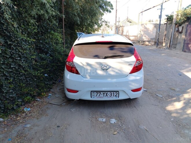 Hyundai Accent 2015, 263,700 km - 1.6 l - Bakı