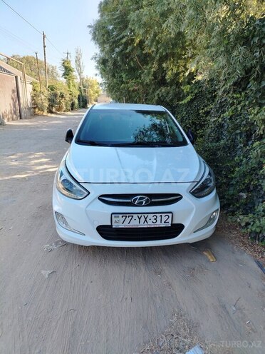 Hyundai Accent 2015, 263,700 km - 1.6 l - Bakı