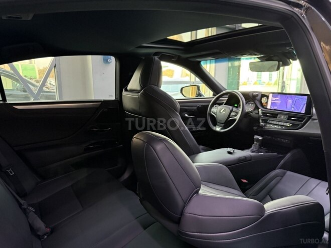 Lexus ES 300h 2024, 25,000 km - 2.5 l - Bakı